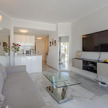 Fanabe Tenerife Apartmán *