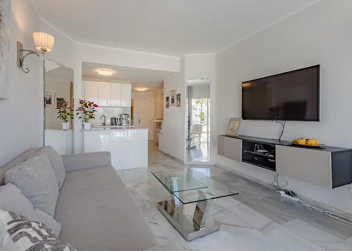 Fanabe Tenerife Apartman *